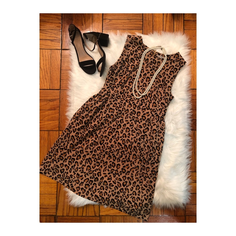 Gap Leopard Print Dress EUC - Great work dress!